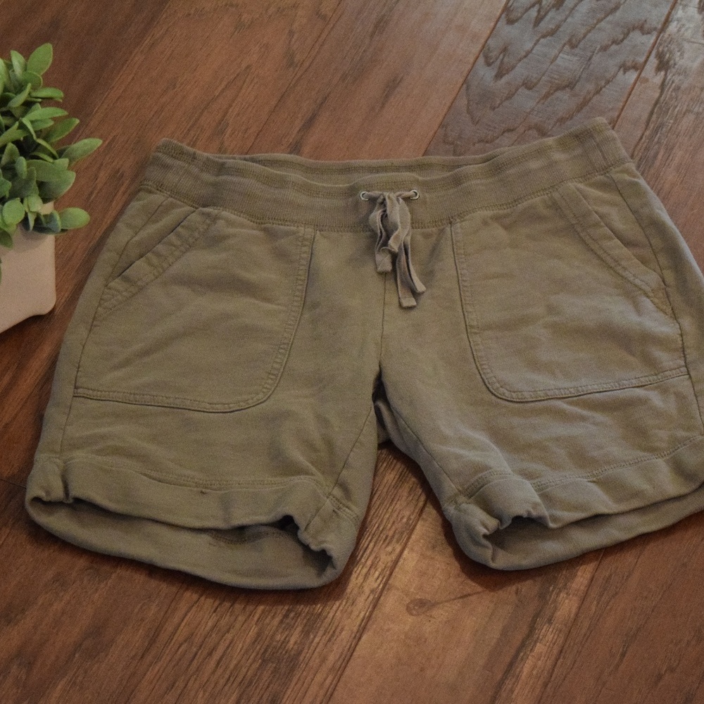 [Ann Taylor Loft] Tan Cotton Shorts XS